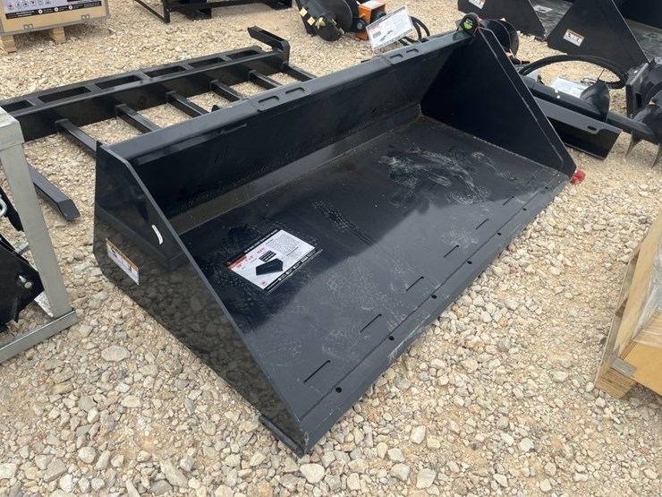 wolverine-78"-ss-track-bucket-image-2
