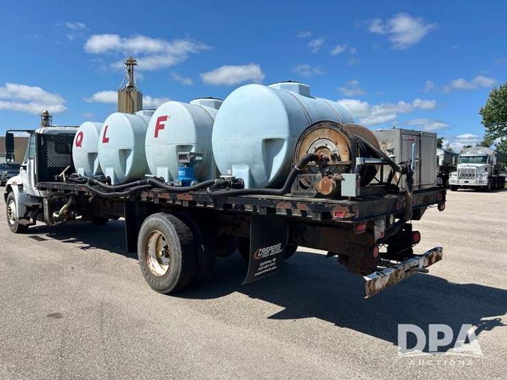 2005-international-durastar-4300-image-6