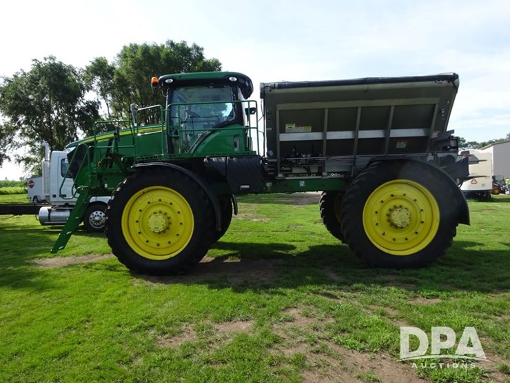 2016-john-deere-r4045-image-16