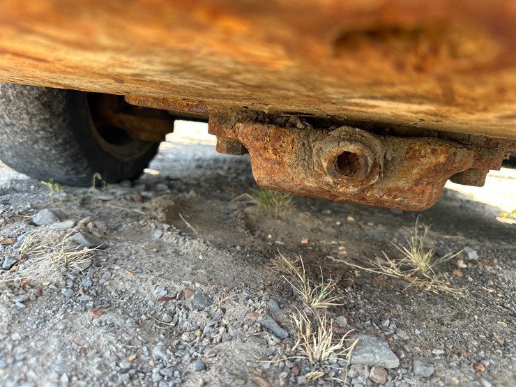 caterpillar-t50c-image-12