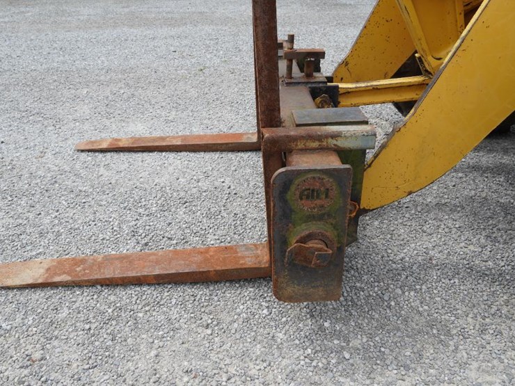 deere-444g-image-38