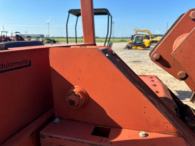 ditch-witch-5110dd-image-27