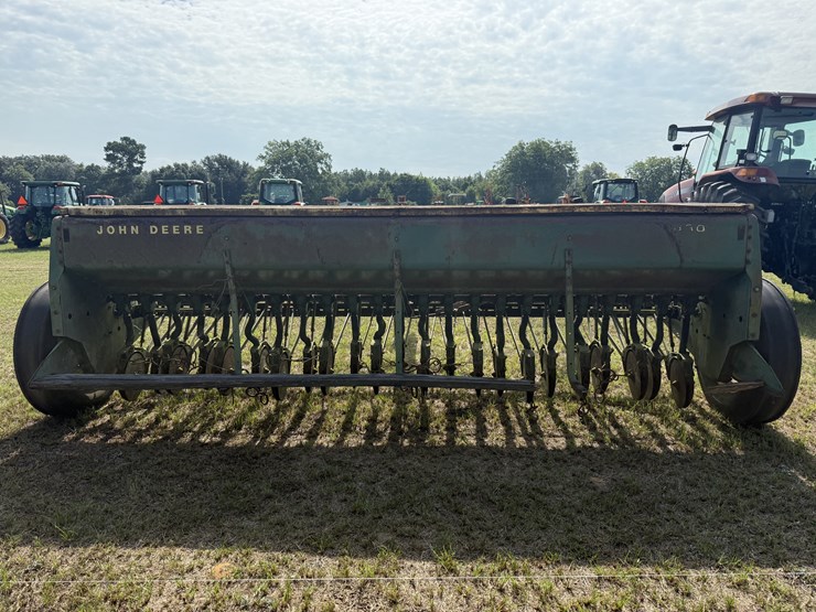 john-deere-8300-image-5