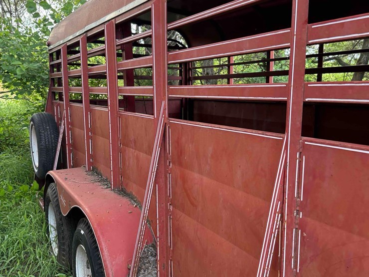 6ft-x-16ft-gooseneck-livestock-trailer-image-7