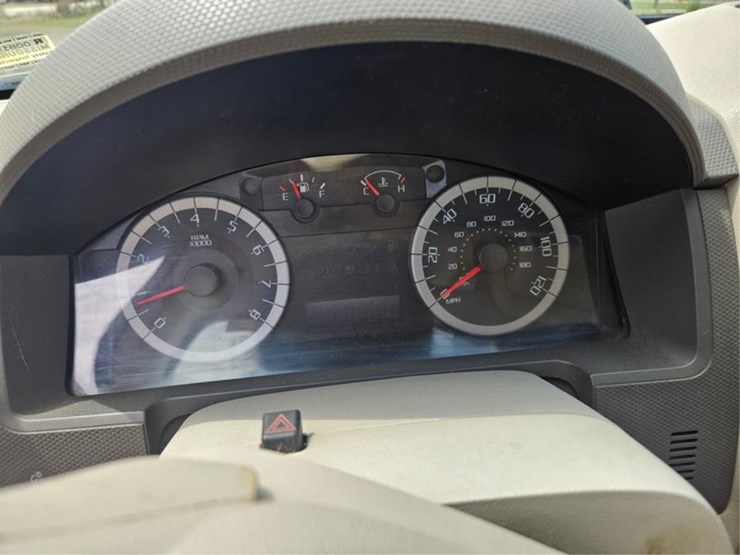 2011-ford-escape-image-19