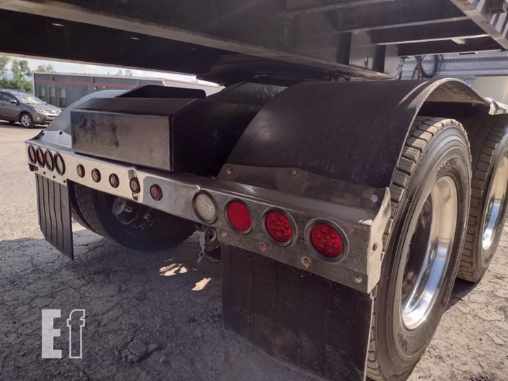 2006-kenworth-w900-image-25