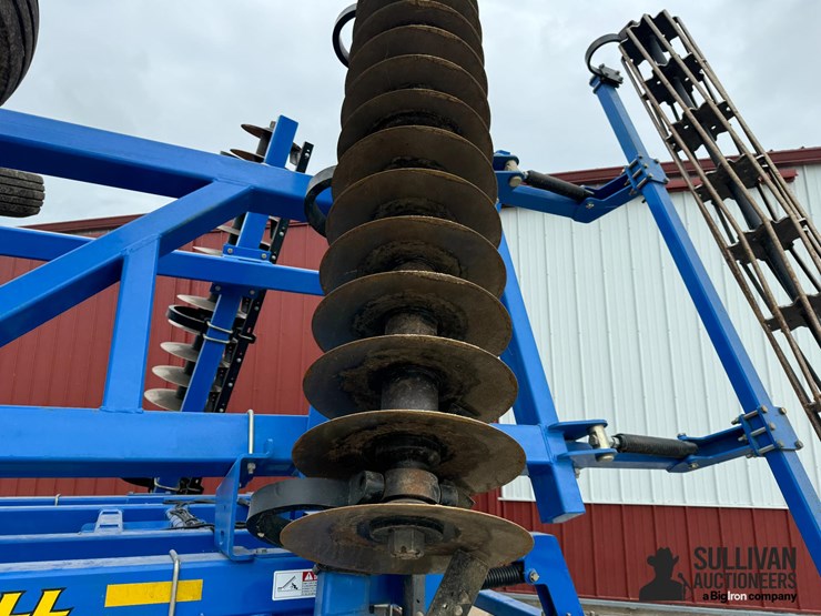 2011-landoll-7431-26-image-17