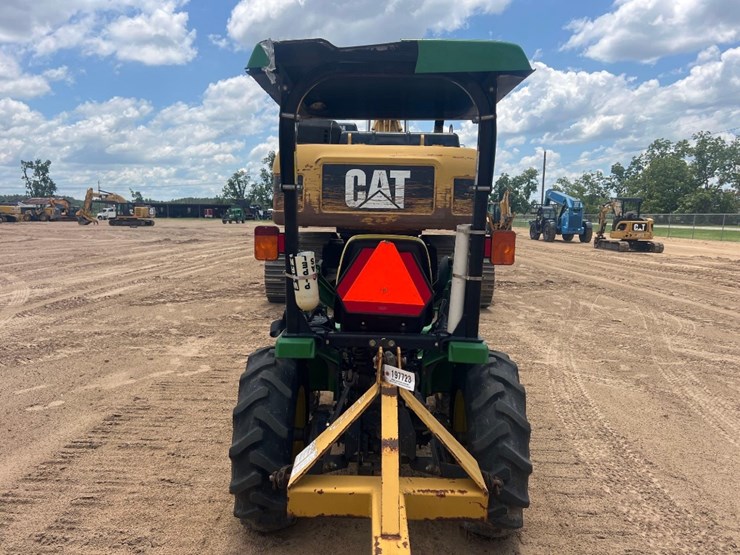 john-deere-4100-image-3