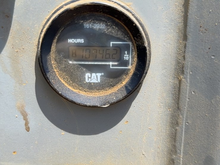 2004-caterpillar-d5g-xl-image-12