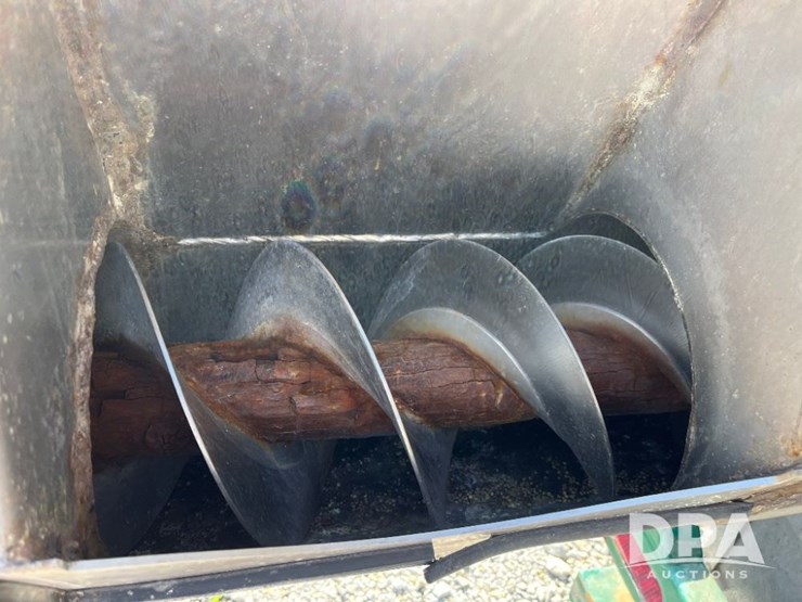 2013-b-b-dry-tender-trailer-(jn2474,-unit-00038)-image-39