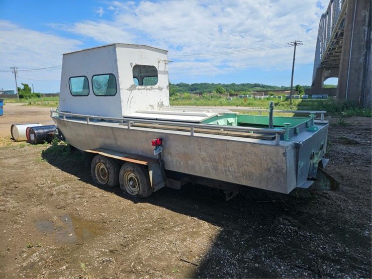 #2586-•-25'-aluminum-john-boat-image-3