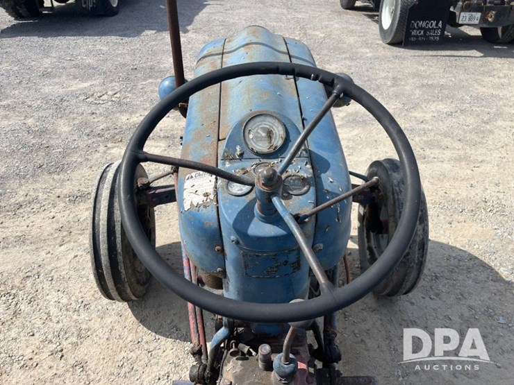ford-600-image-45