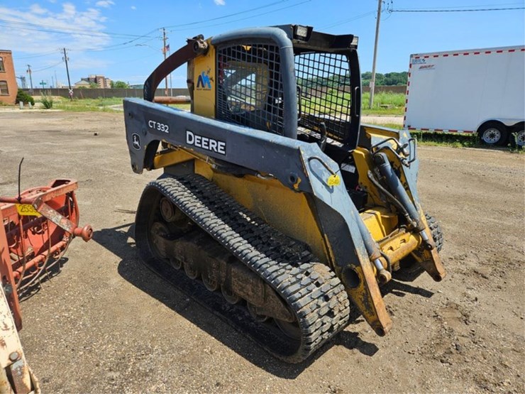 deere-ct332-image-6
