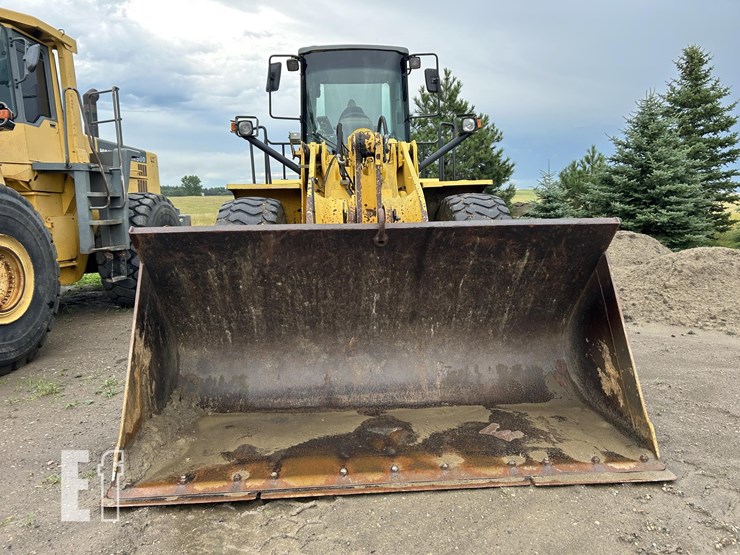 2010-new-holland-lw190-image-2