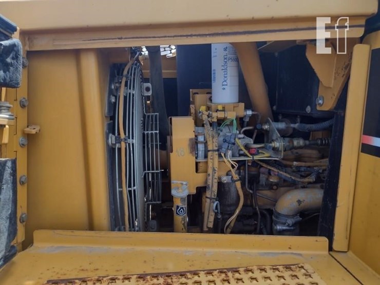 2006-caterpillar-953c-image-40