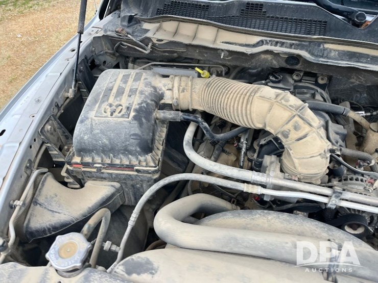 2012-dodge-ram-1500-image-73