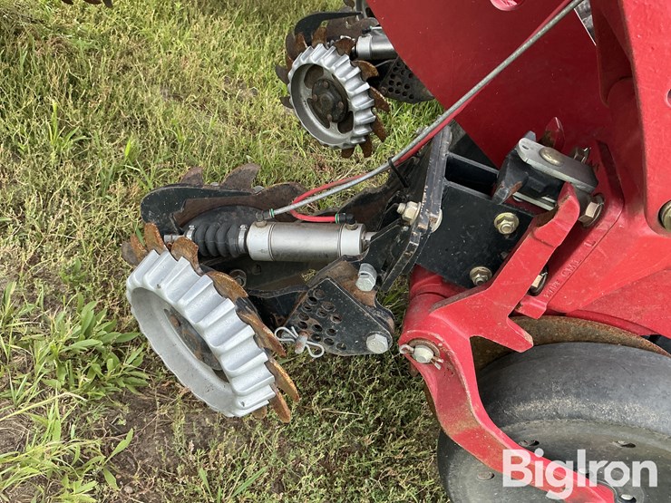 2019-case-ih-2150-image-16