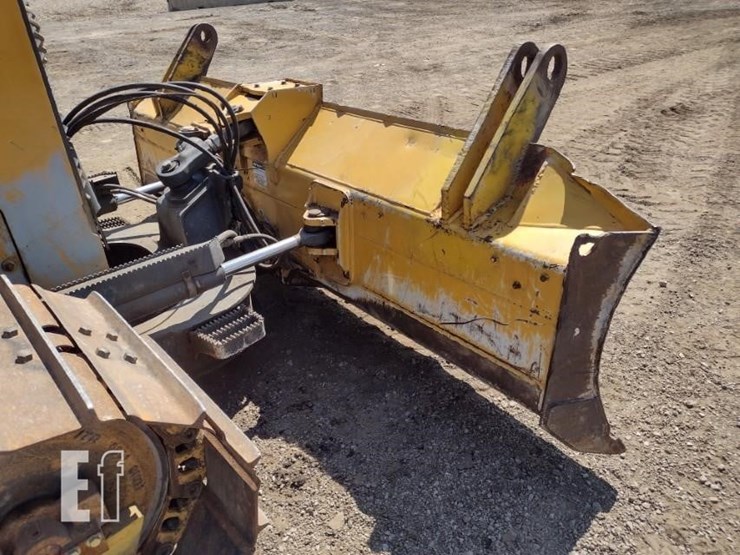 2016-deere-650k-image-19