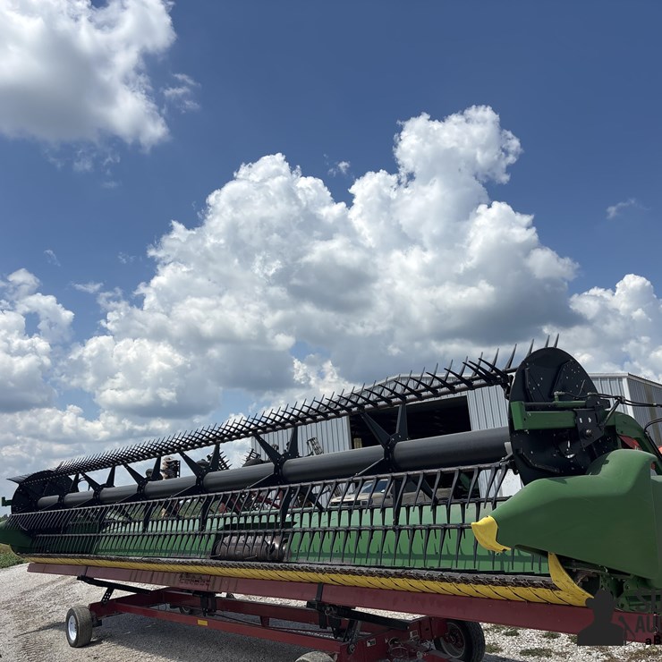 2018 JOHN DEERE 635FD