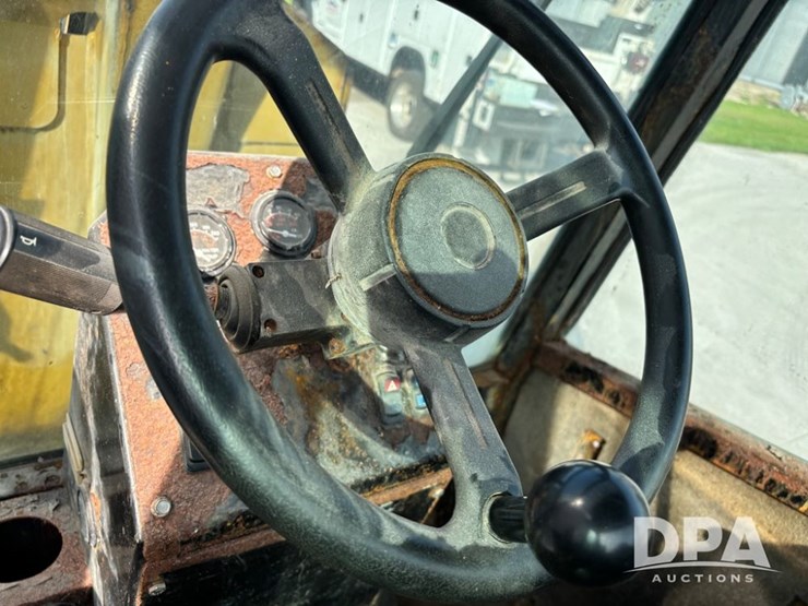 2013-wrangler-loader-(dr11925-unit-341)-image-35