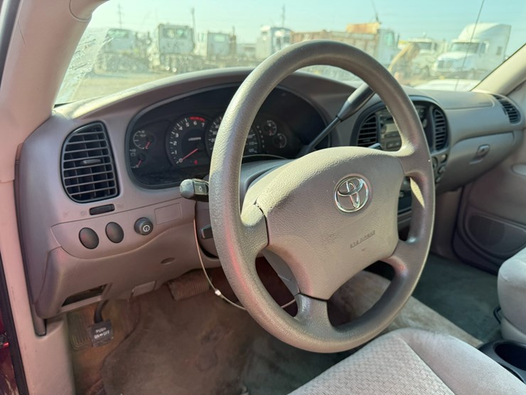 2006-toyota-tundra-image-34