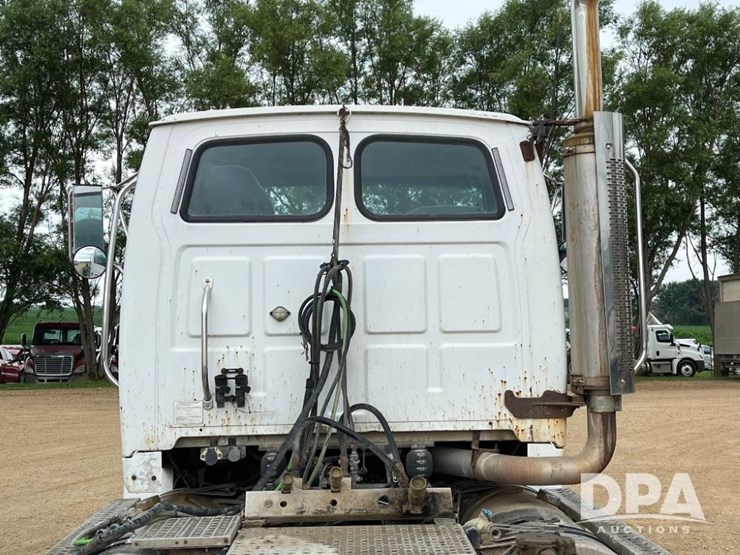 2006-sterling-day-cab-truck-(jn2505)-image-47