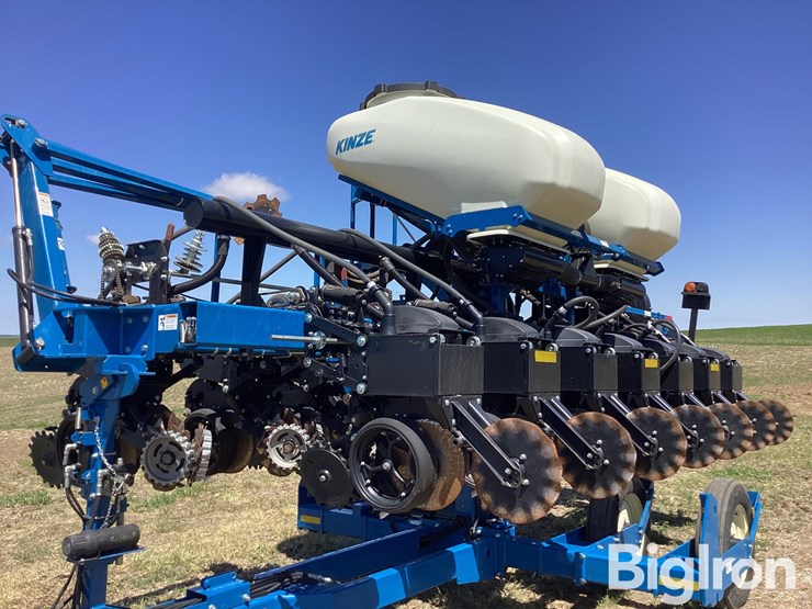 2023-kinze-3505-image-15