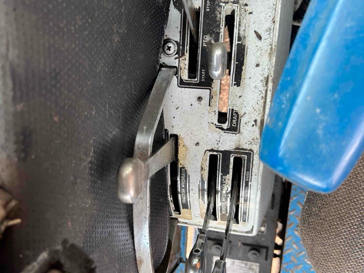 ford-8000-image-12