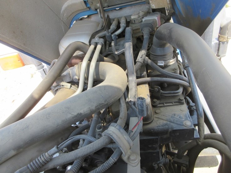 new-holland-t4050f-image-7