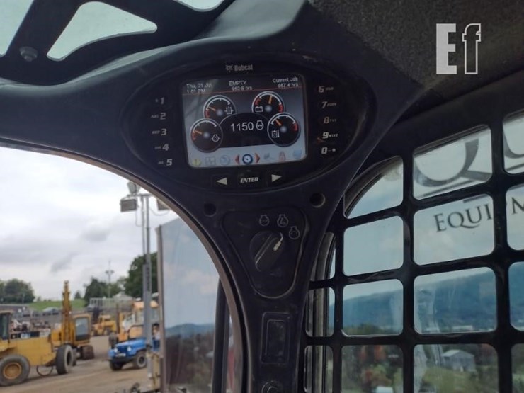 2019-bobcat-t590-image-8