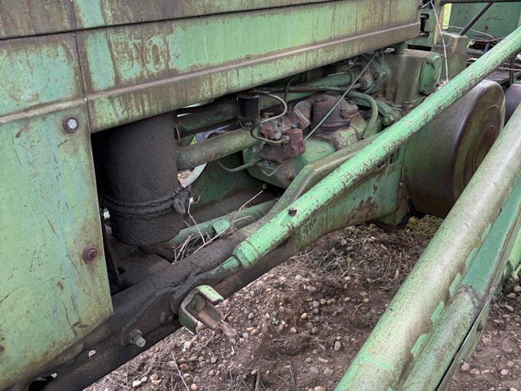 john-deere-model-b-image-3
