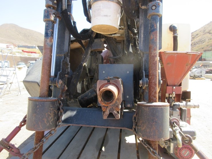 2013-ditch-witch-jt2020-image-34