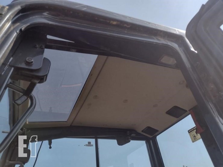 2013-hitachi-zx50u-5n-image-15
