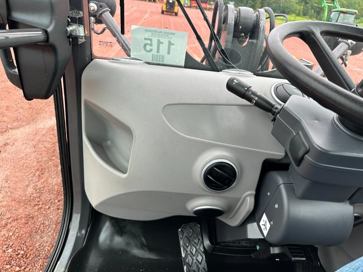2023-new-holland-w50tc-image-54