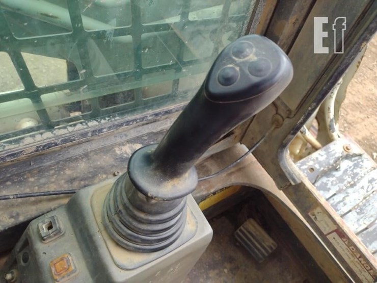 takeuchi-tl230-image-10