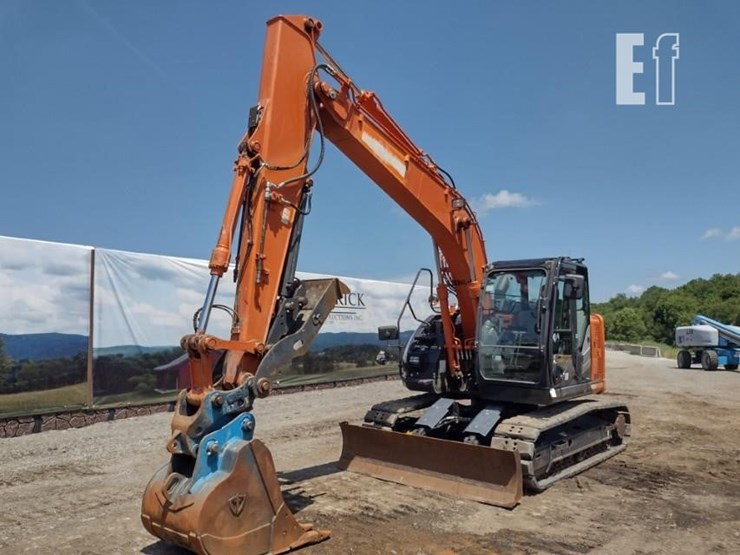 2021-hitachi-zx135us-6-image-51