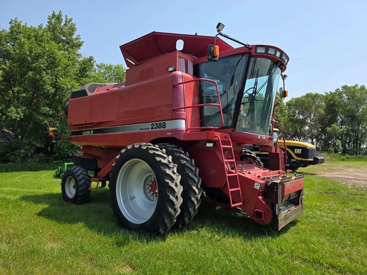 2002-case-ih-2388-image-8