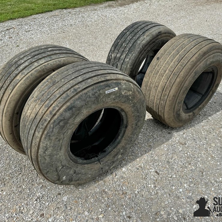 12.5L-15 Implement Tires