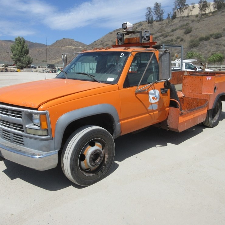 2000 CHEVROLET 3500HD