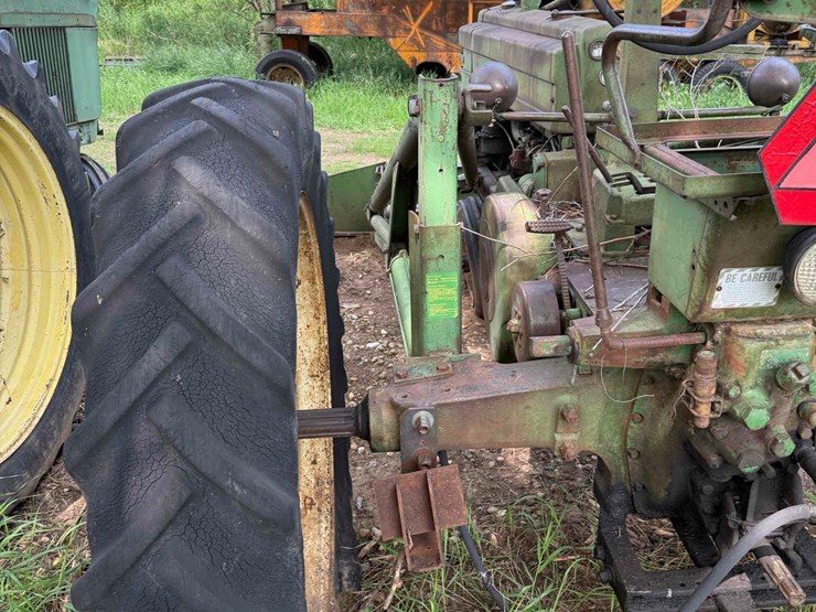 john-deere-model-b-image-14
