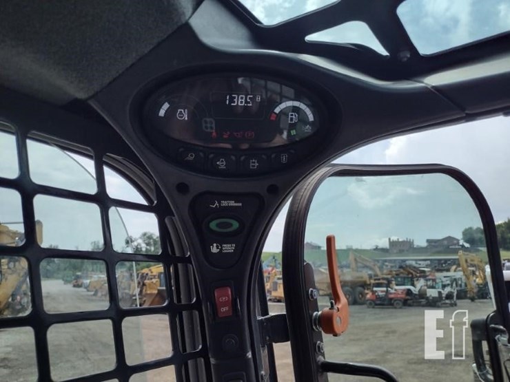 2023-bobcat-t770-image-7