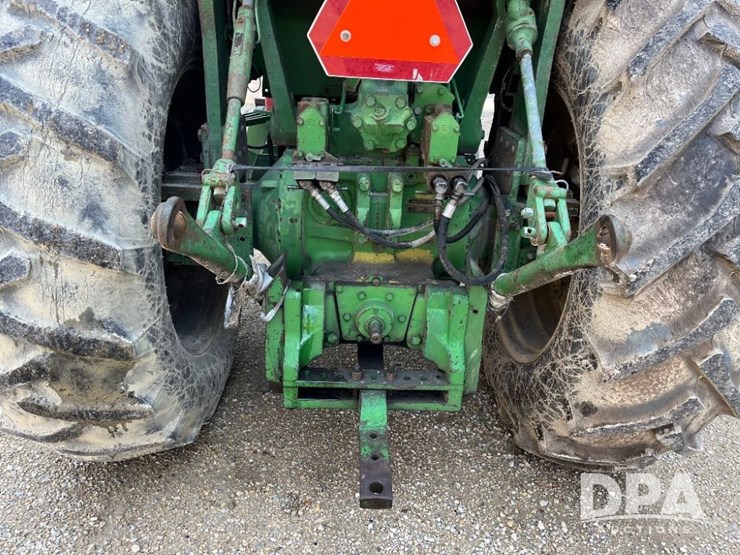 john-deere-4620-image-44