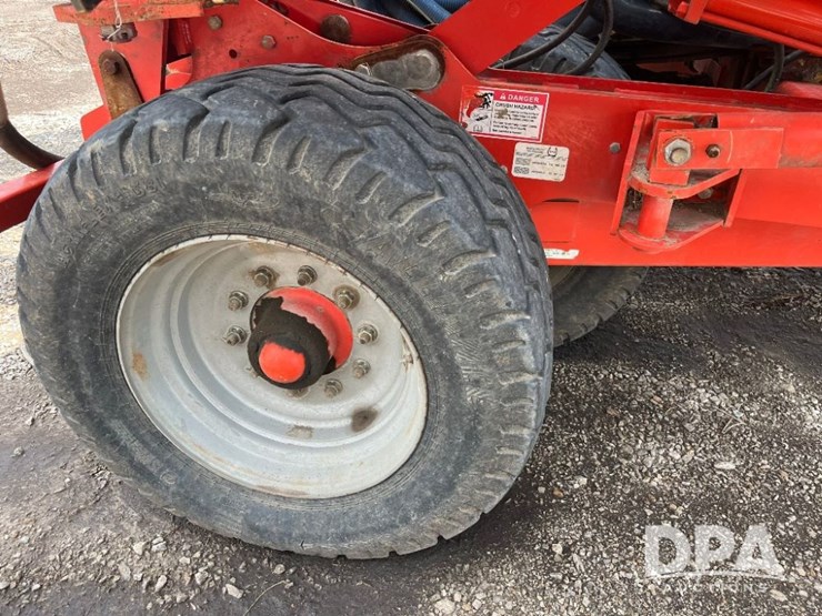 2019-kuhn-gladiator-1205-strip-till-bar-(jn2501,-unit-tb12)-image-30