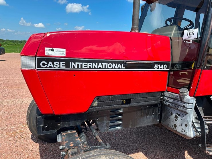 1990-case-ih-5140-image-23
