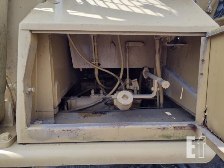1984-caterpillar-d6d-image-40