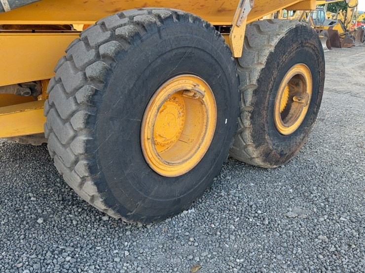 volvo-a25f-image-12