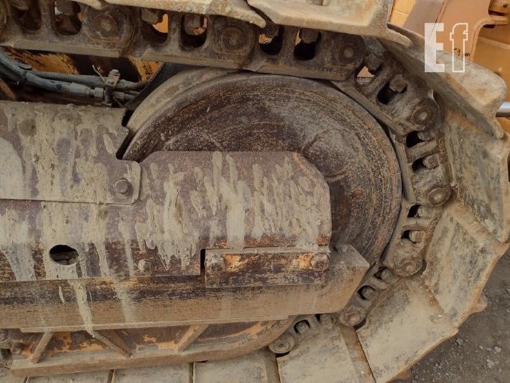 2012-case-850l-xlt-image-34