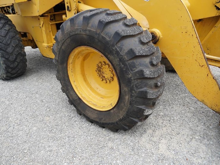 deere-444g-image-65