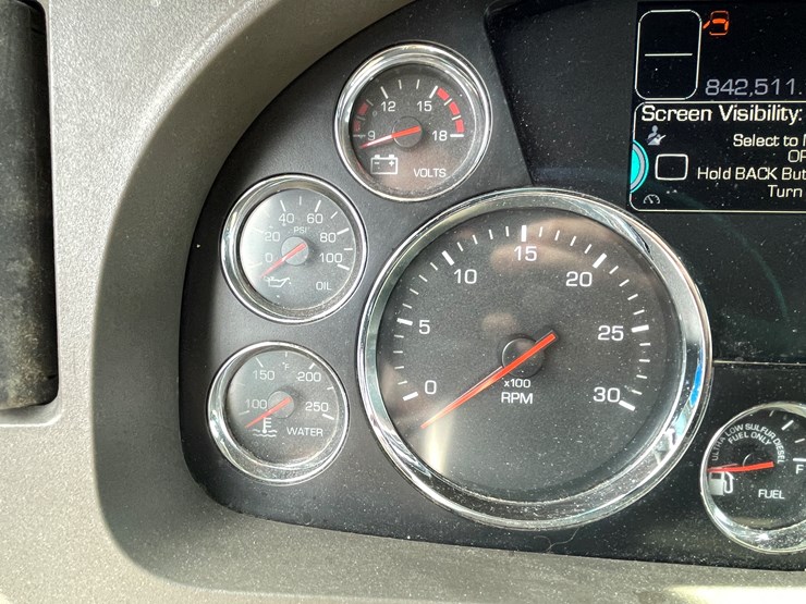 2018-kenworth-t680-image-51