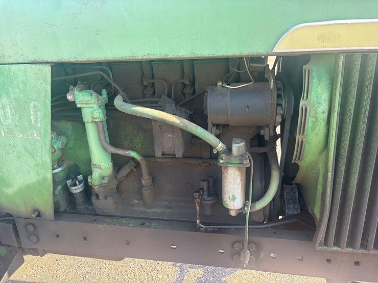 john-deere-4020-image-16